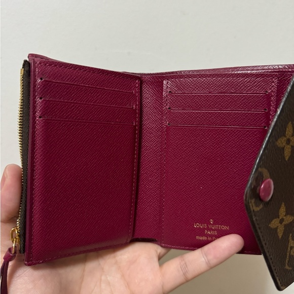 LOUIS VUITTON Victorine Wallet fuchsia monogram - Picture 11 of 16